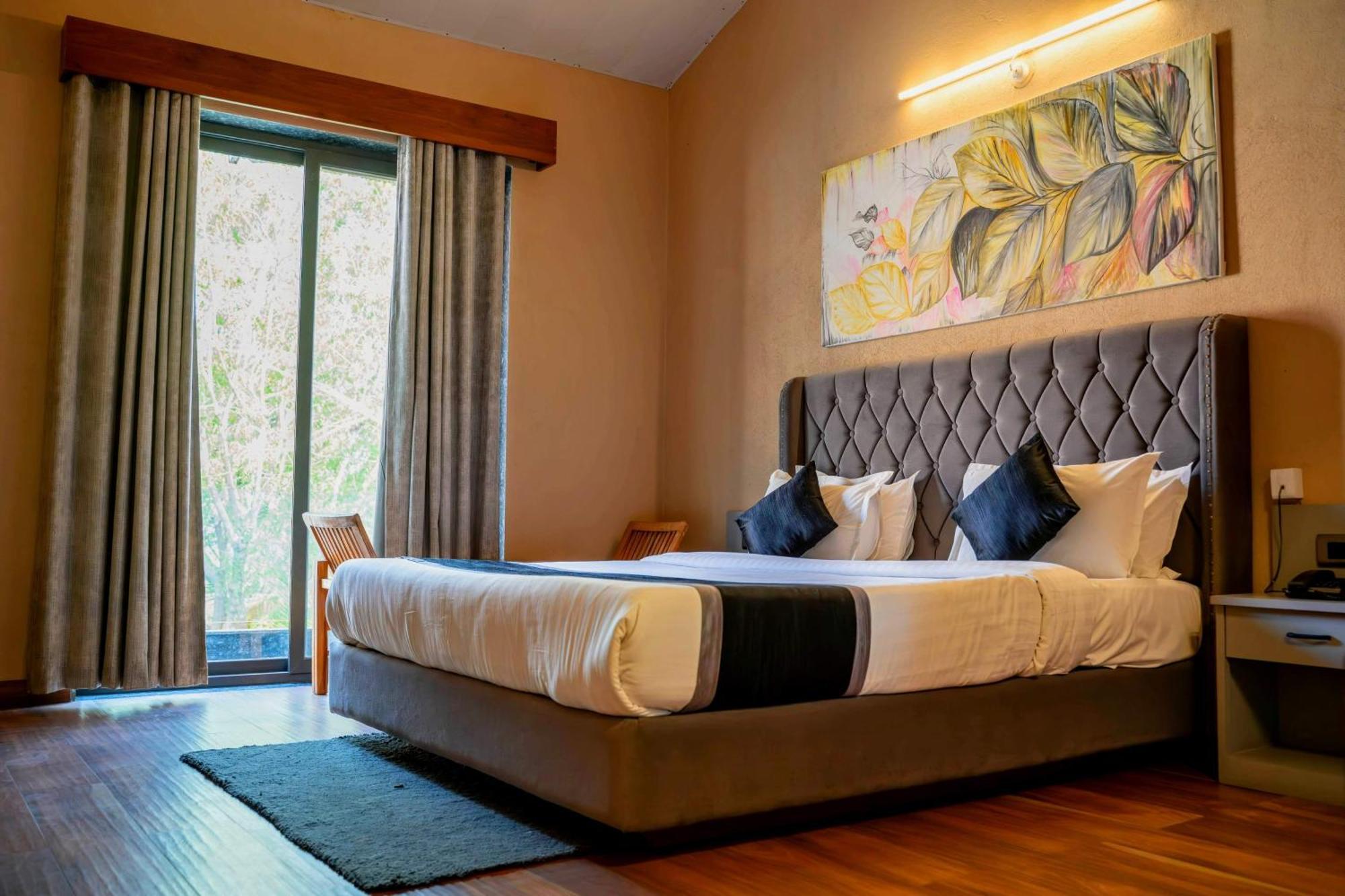 The Divine Hills Resort Nāi Cameră foto