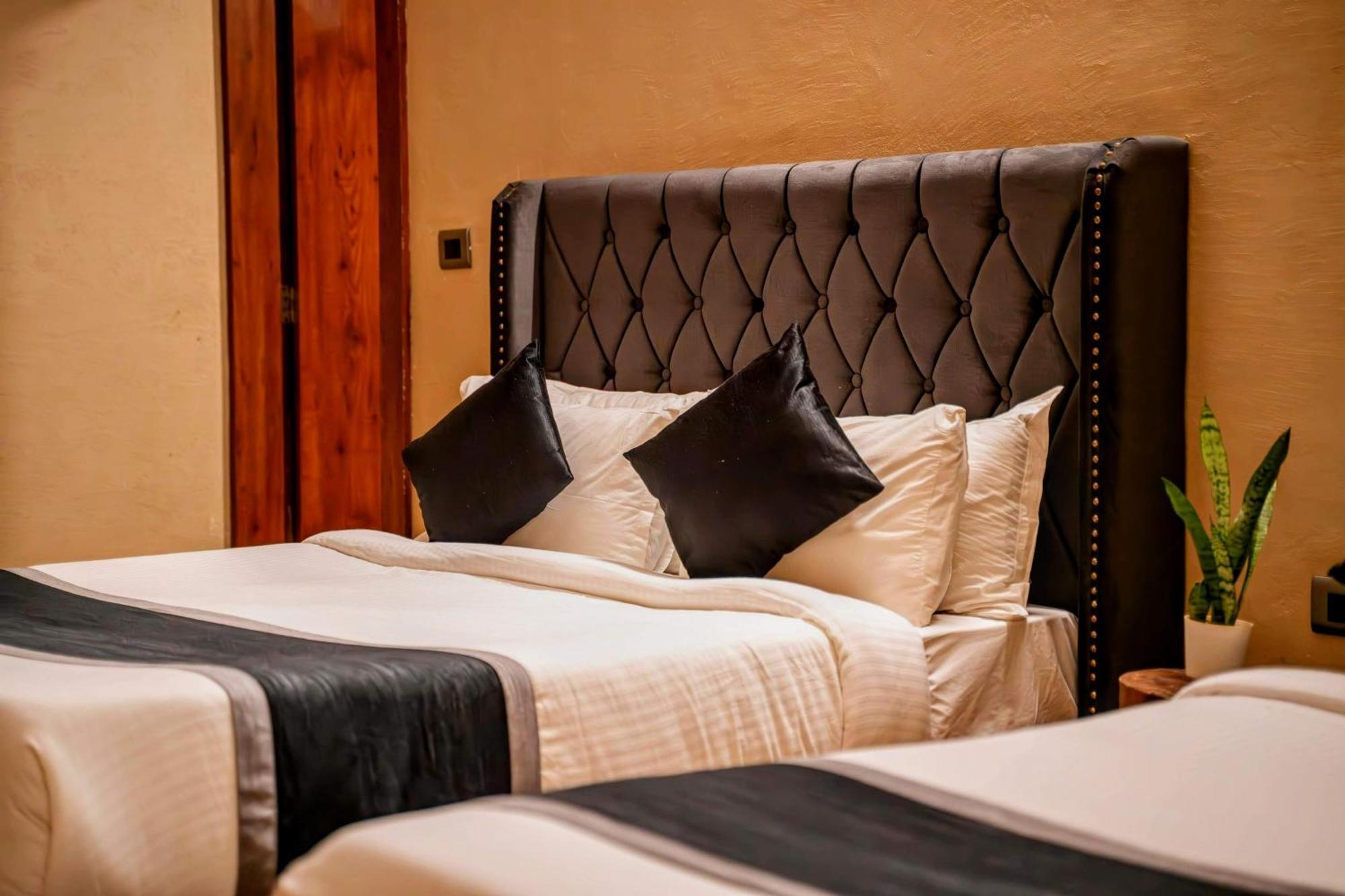 The Divine Hills Resort Nāi Cameră foto